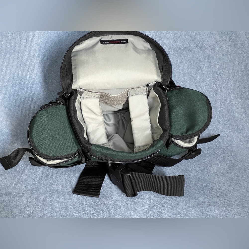 Lowepro Off Trail 1 camera bag - Picture 5 of 8